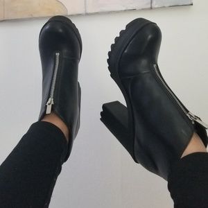Chunky heel boots
